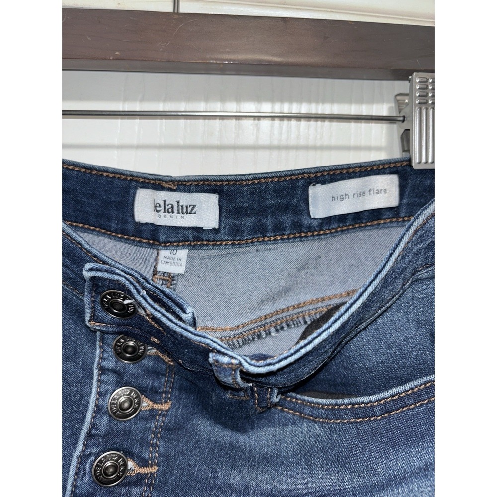 De La Luz High Rise Button Fly Flare Dark Wash Denim Size 10 - Picture 4 of 4